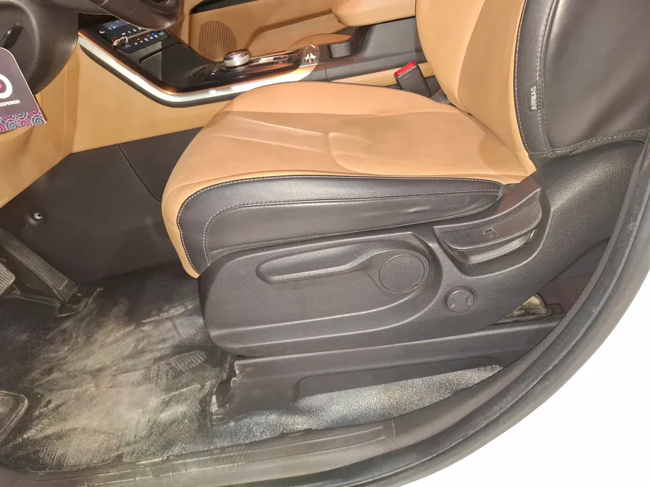2021 Kia Carnival LX 