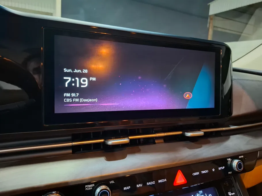 2021 Kia Carnival LX 
