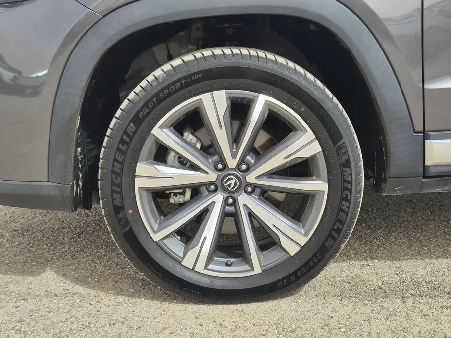2025 Changan CS95 Platinum 