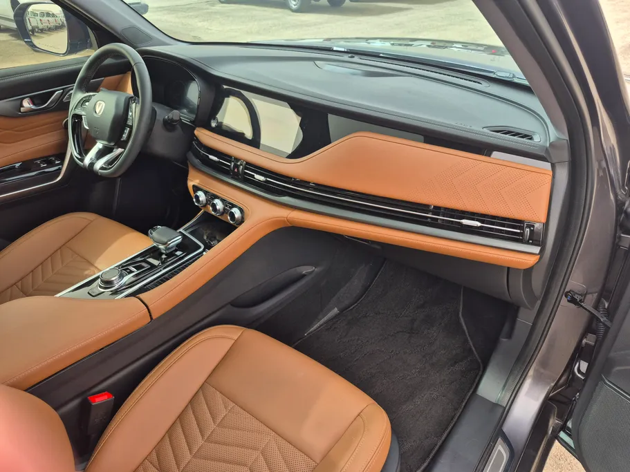 2025 Changan CS95 Platinum 