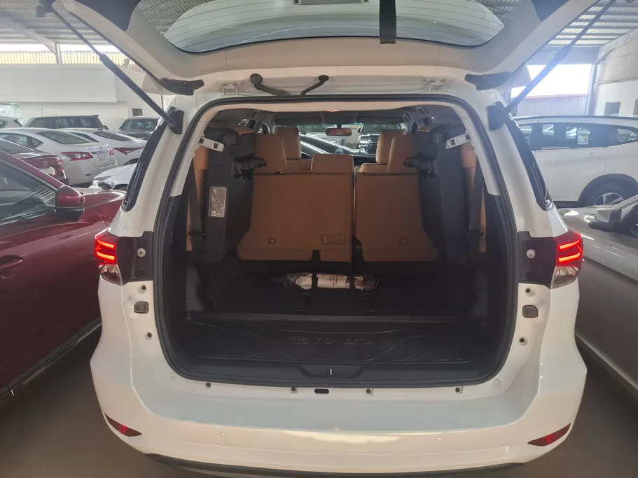 2023 Toyota Fortuner VX 