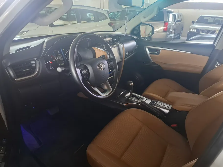 2023 Toyota Fortuner VX 