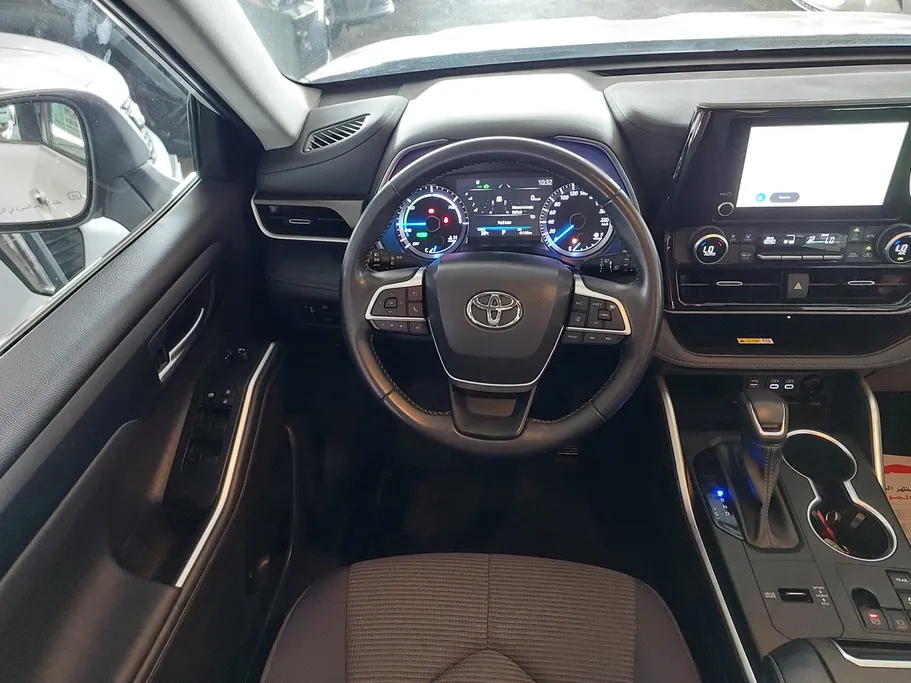 2023 Toyota Highlander GLE 