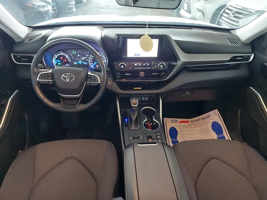 2023 Toyota Highlander GLE 