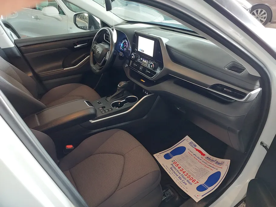 2023 Toyota Highlander GLE 