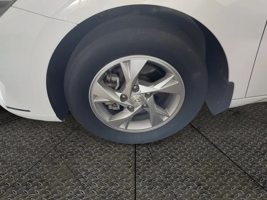 2021 Hyundai Elantra Smart 