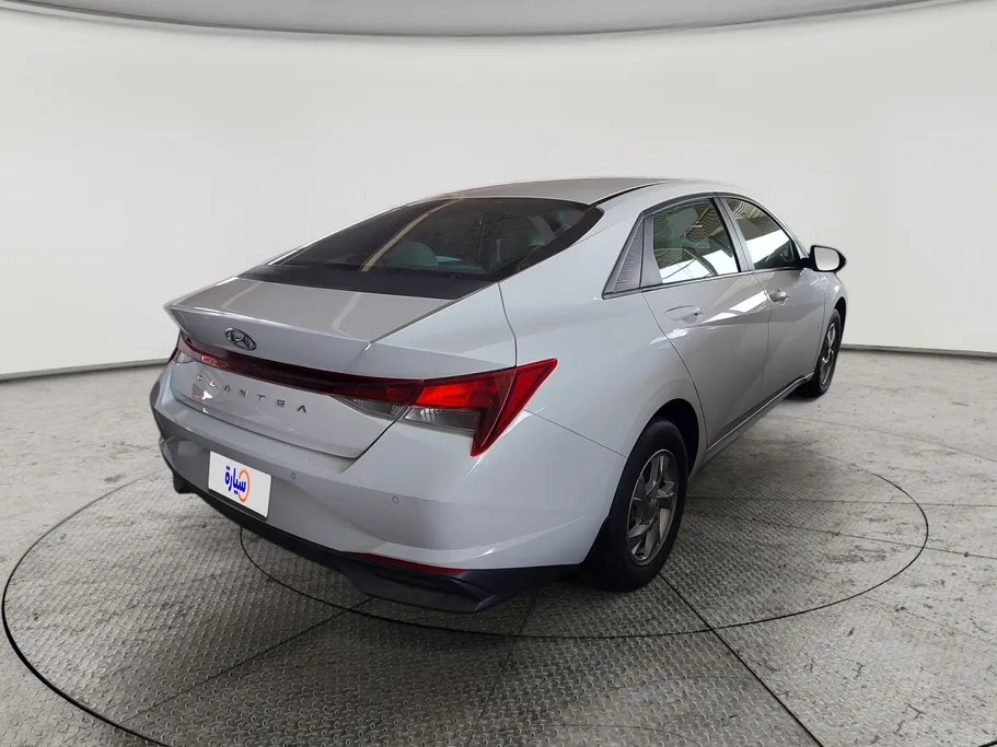 2021 Hyundai Elantra Smart 