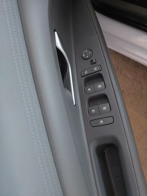 2021 Hyundai Elantra Smart 