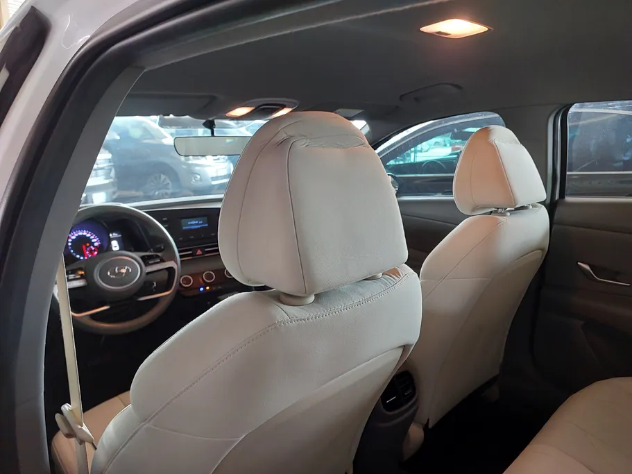 2021 Hyundai Elantra Smart 