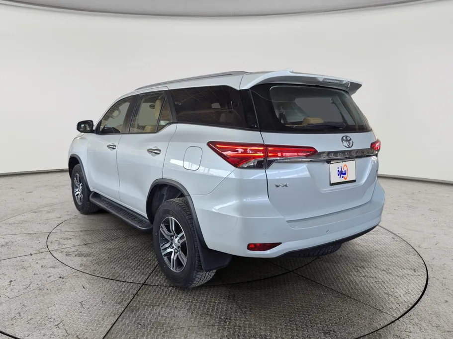 2023 Toyota Fortuner VX 