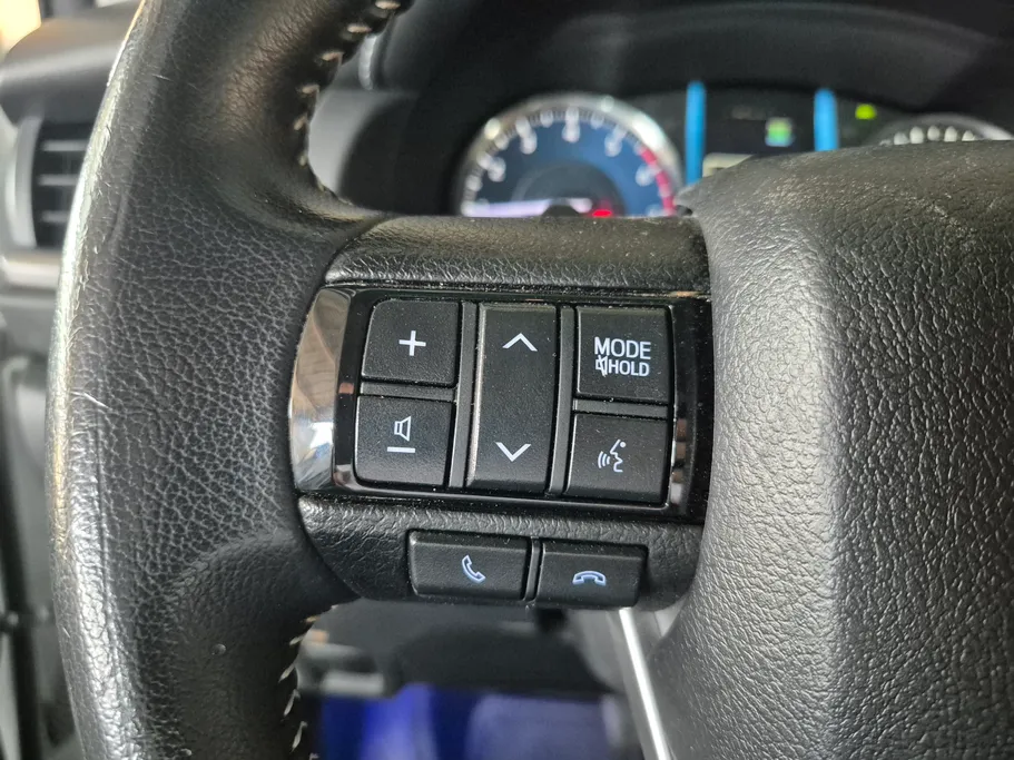 2023 Toyota Fortuner VX 