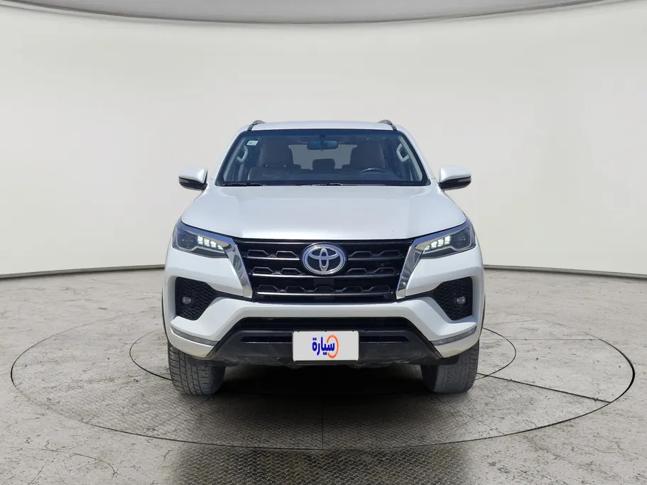 2023 Toyota Fortuner VX 