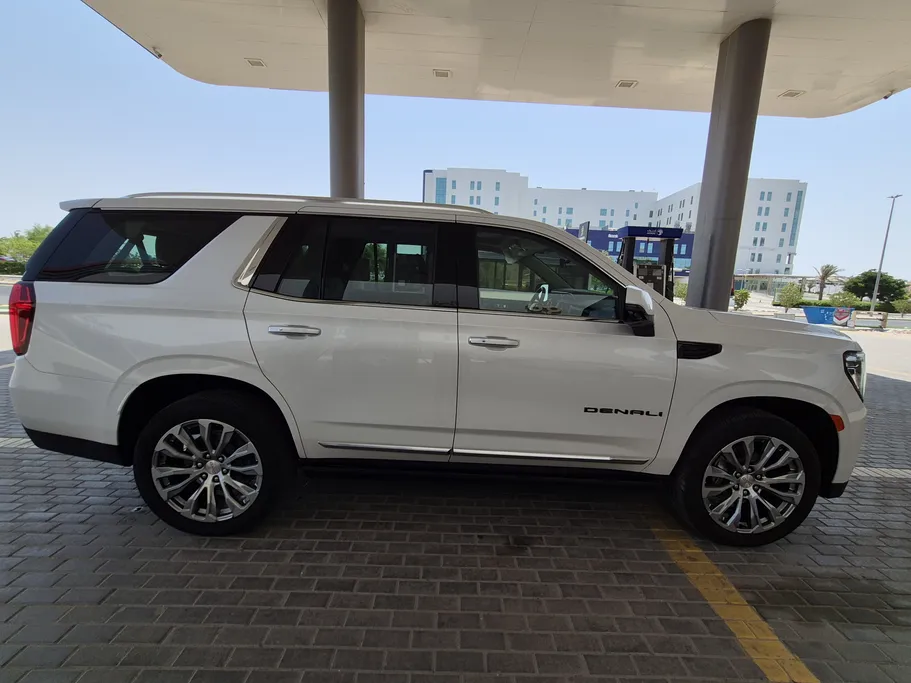 2024 GMC Yukon Denali 