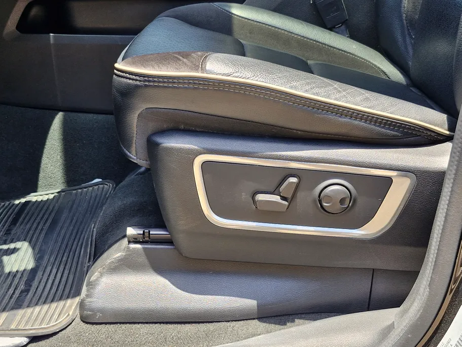 2022 Dodge Ram LARAMIE 