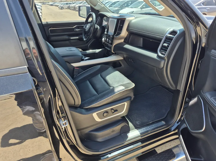 2022 Dodge Ram LARAMIE 