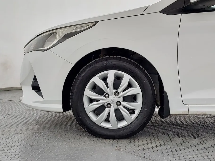2022 Hyundai Accent Smart 