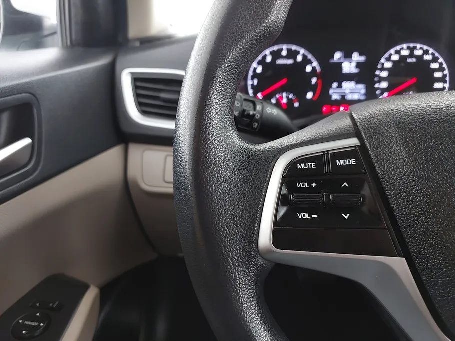 2022 Hyundai Accent Smart 