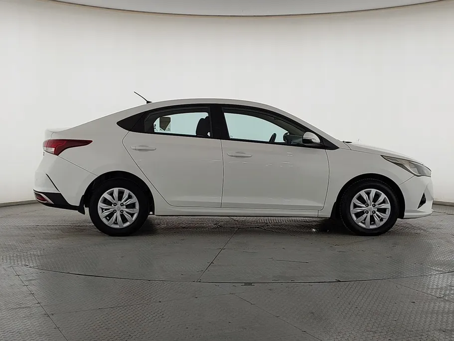 2022 Hyundai Accent Smart 