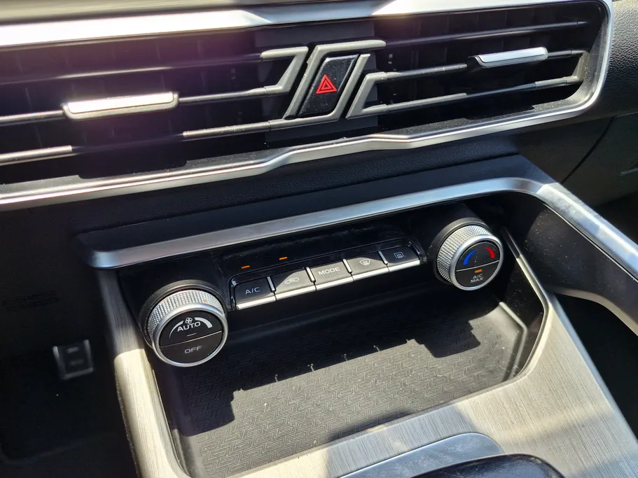 2023 Geely Coolray Luxury GF 