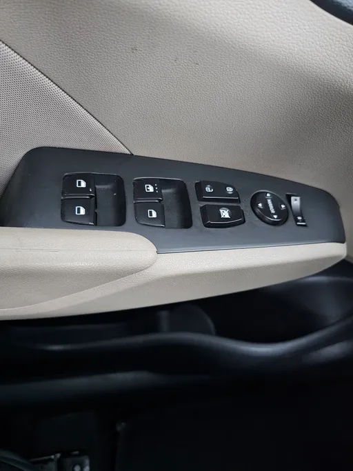 2023 Hyundai Accent Smart 