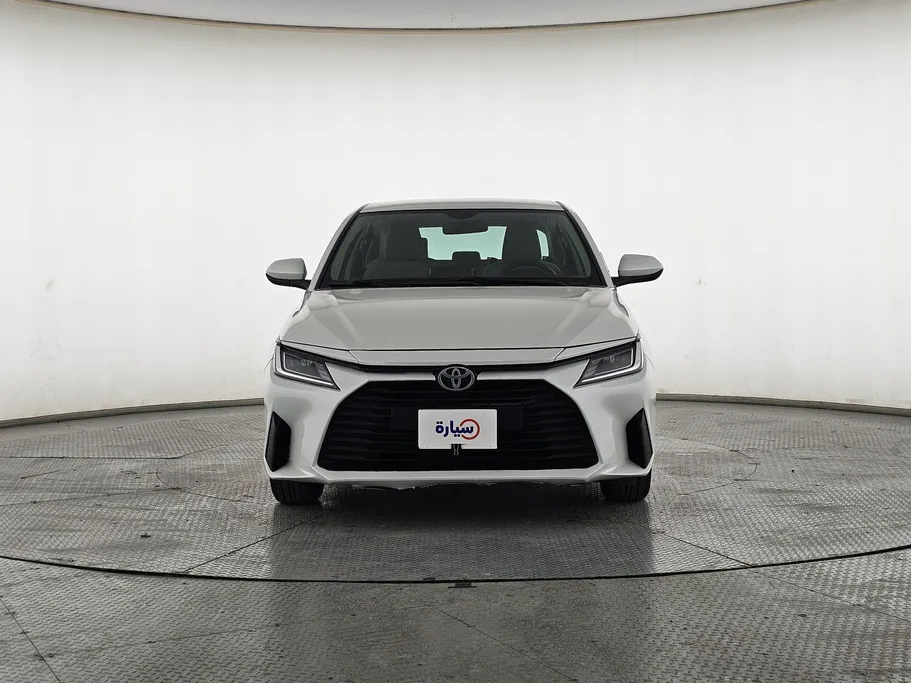 2023 Toyota Yaris  Y 