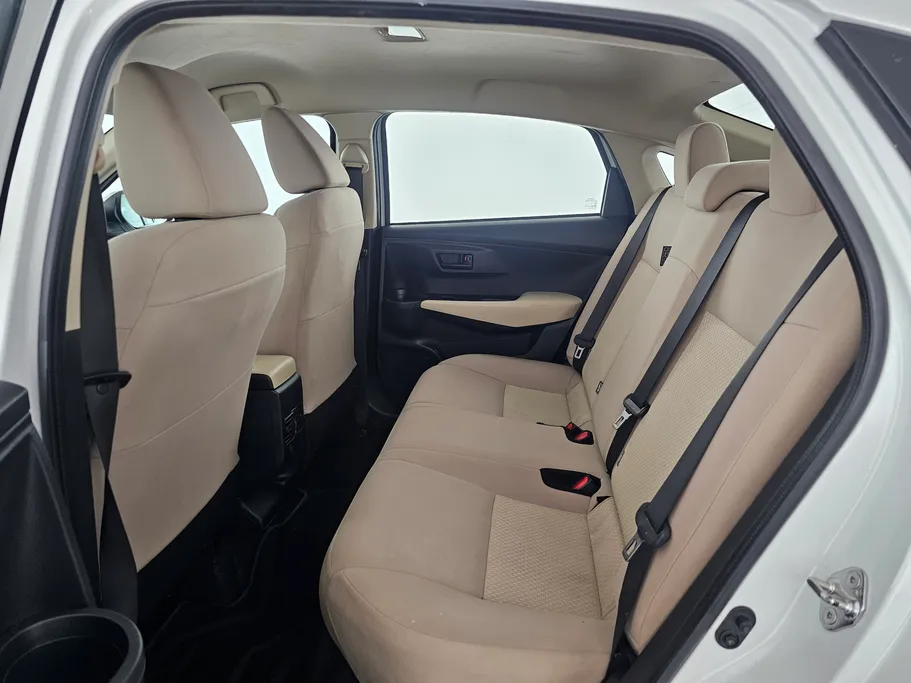 2023 Toyota Yaris  Y 