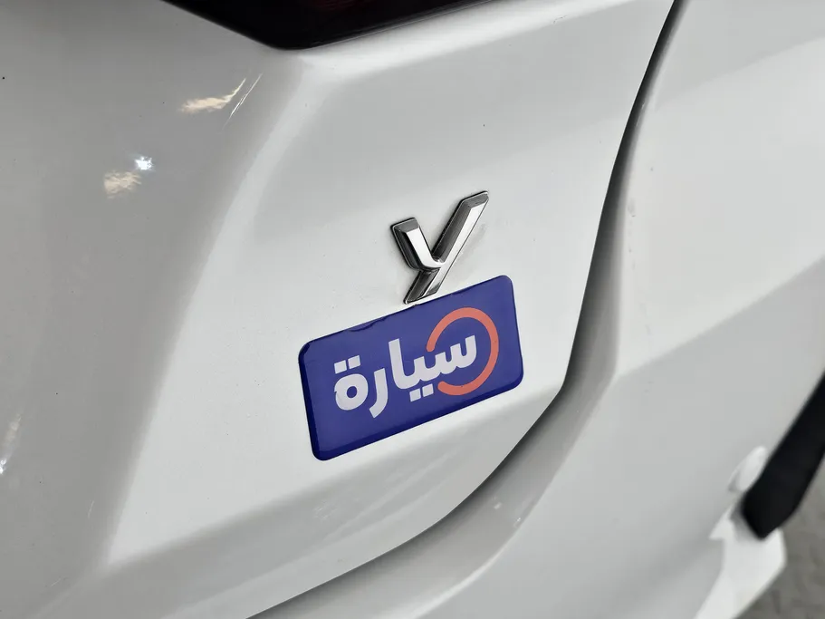 2023 Toyota Yaris  Y 