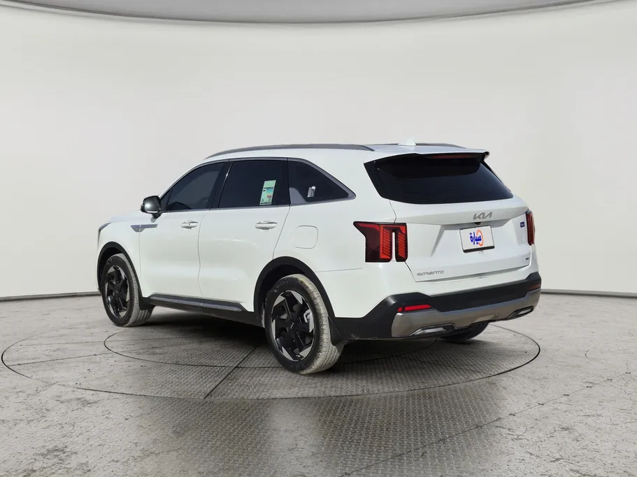 كيا سورينتو GLS 2024 