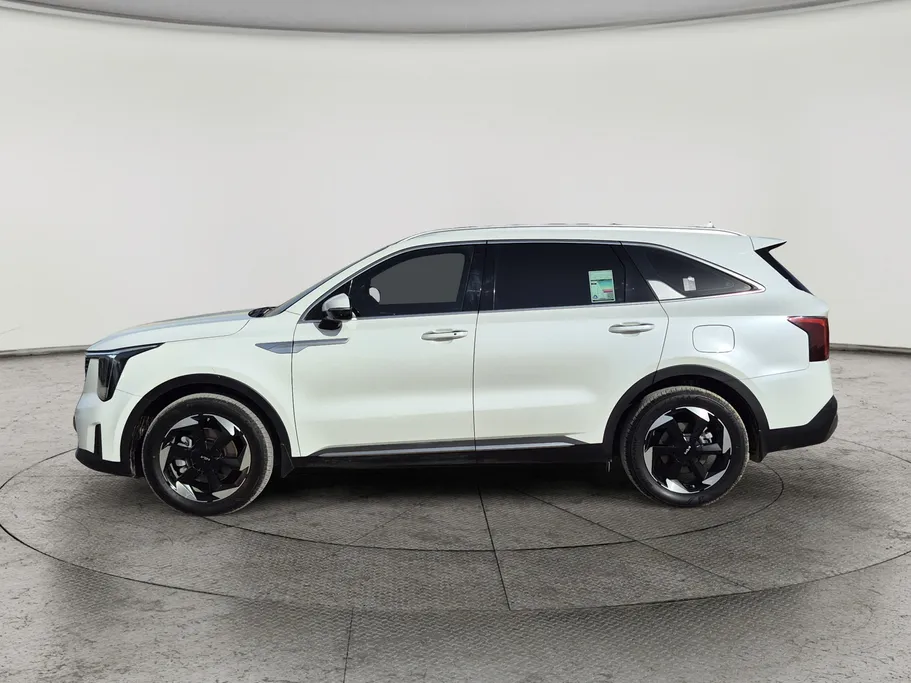 2024 Kia Sorento GLS 