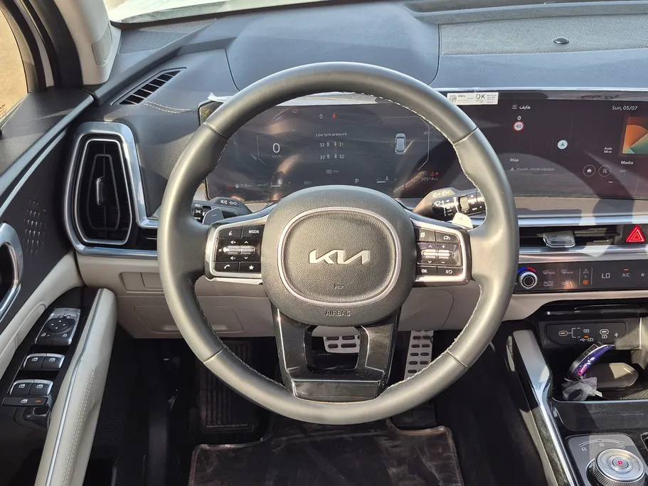 كيا سورينتو GLS 2024 