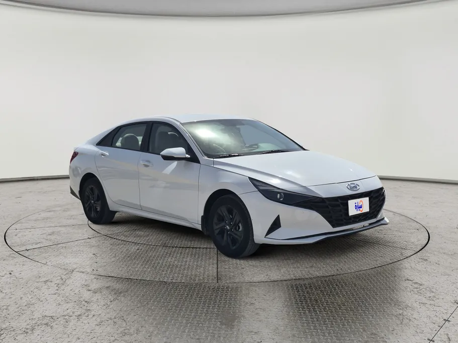 2023 Hyundai Elantra Smart 