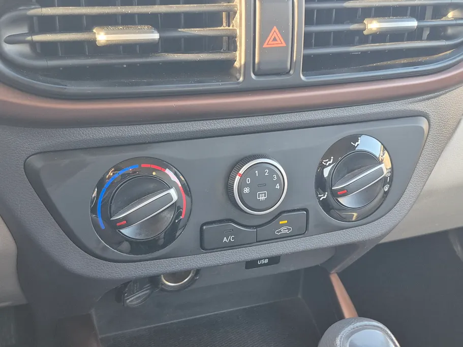 2023 Hyundai Grand i10 Fleet 