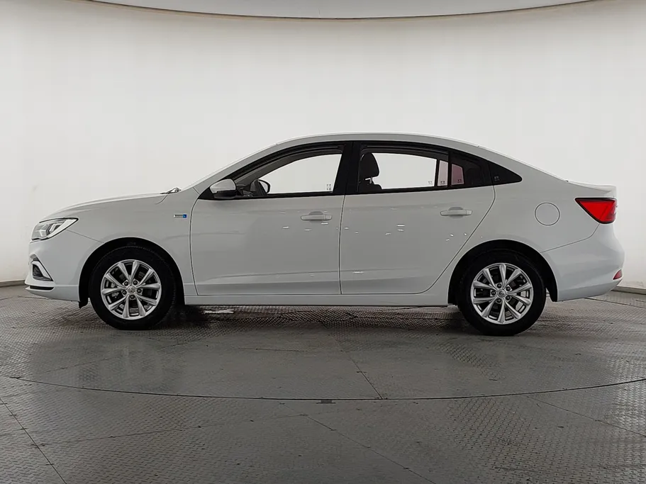 2025 MG 5 STD 