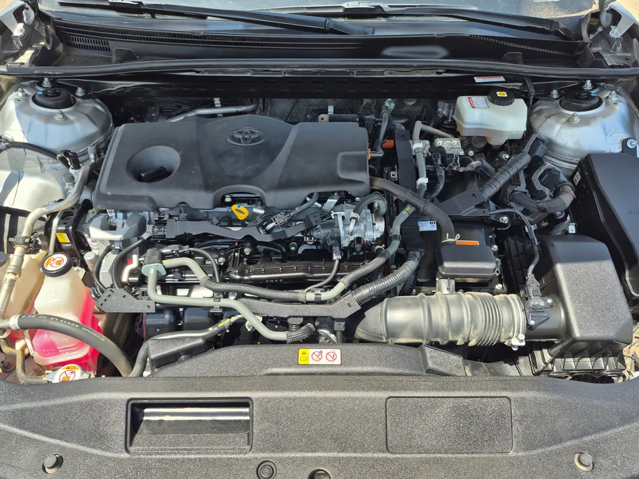 2022 Toyota Camry  LE HEV 