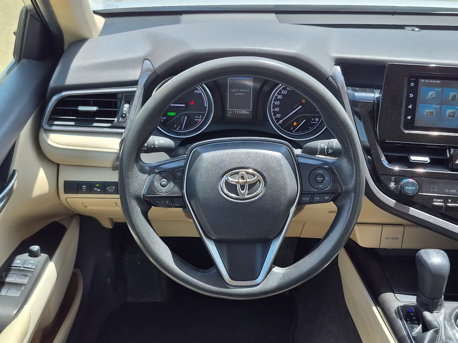 2022 Toyota Camry  LE HEV 