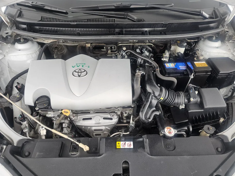 2022 Toyota Yaris  Y 