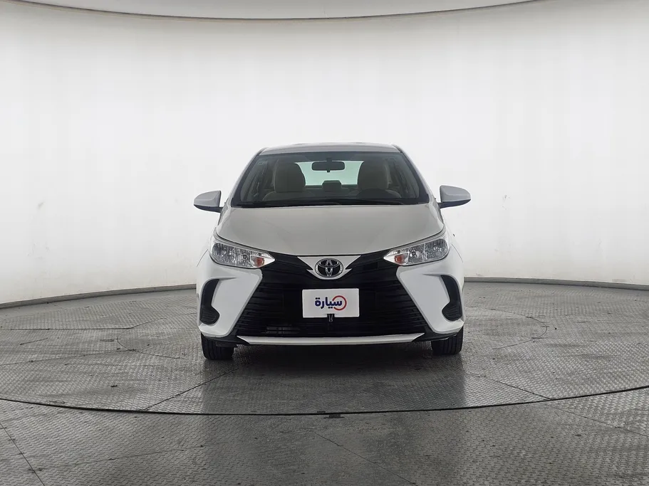 2022 Toyota Yaris  Y 