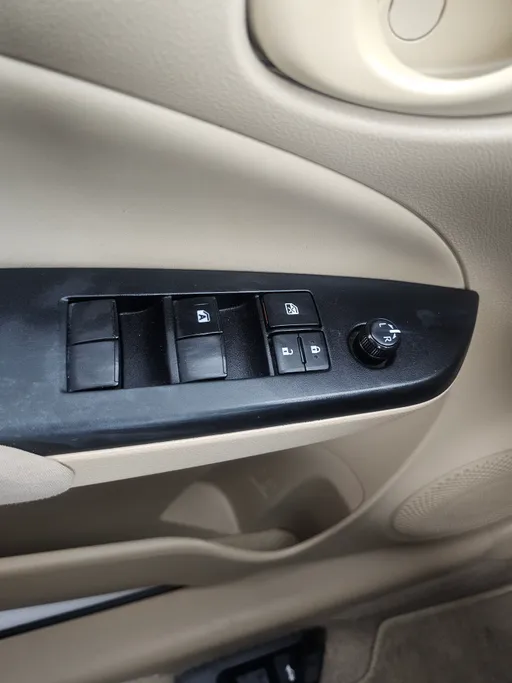 2022 Toyota Yaris  Y 