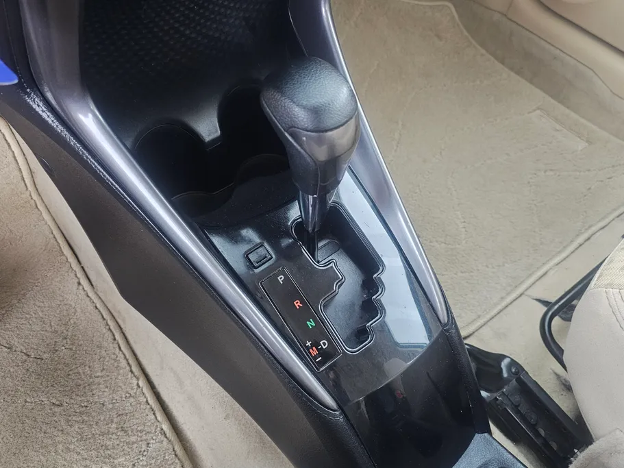 2022 Toyota Yaris  Y 