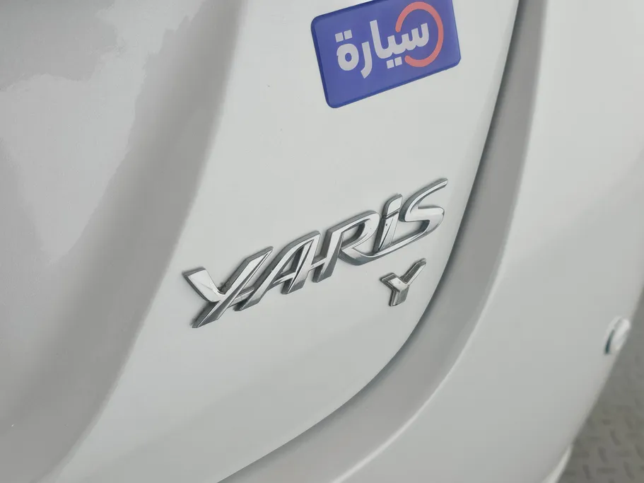 2022 Toyota Yaris  Y 