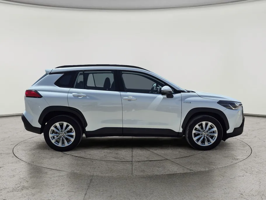 2024 Toyota Corolla Cross XLE HEV 