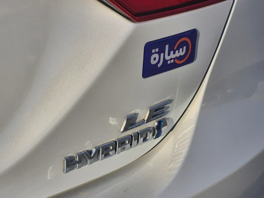 2024 Toyota Camry  LE HEV 