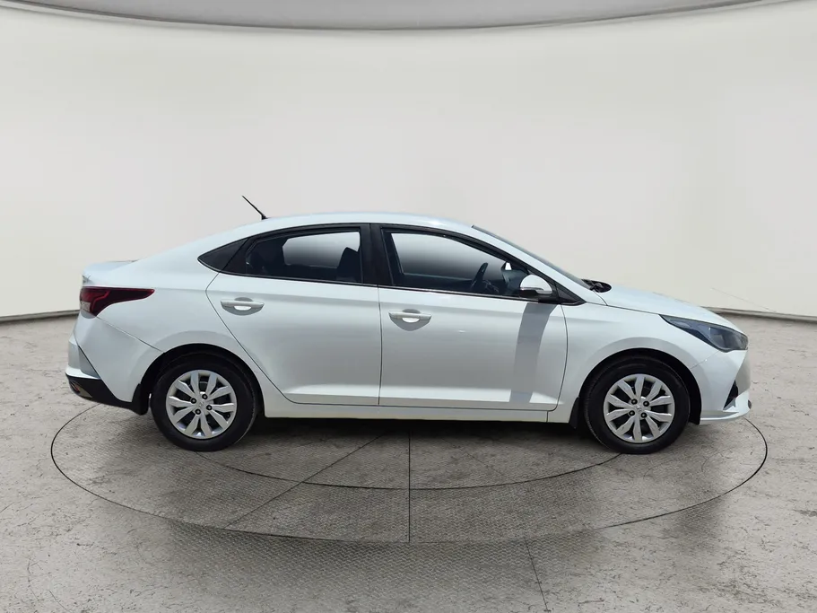 2022 Hyundai Accent Smart 