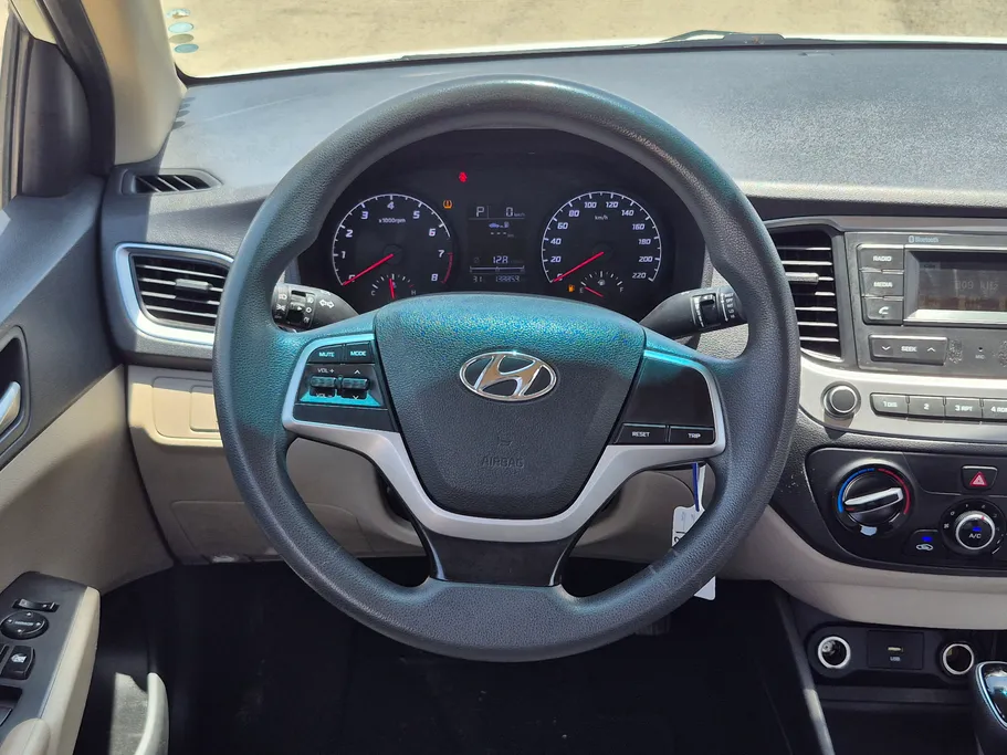 2022 Hyundai Accent Smart 