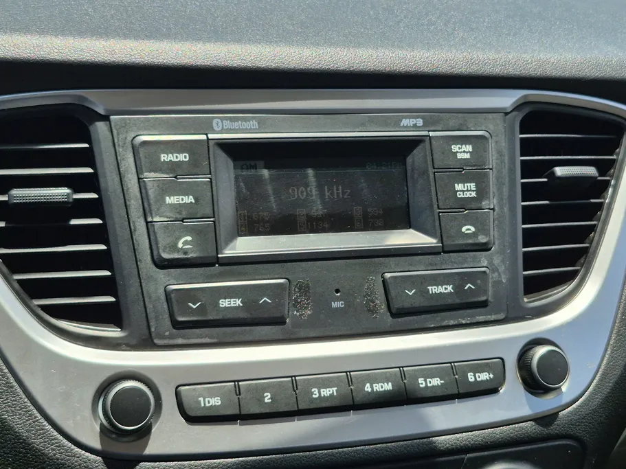 2022 Hyundai Accent Smart 
