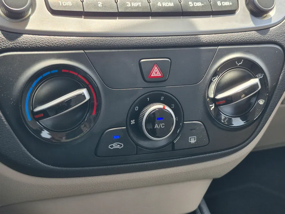2022 Hyundai Accent Smart 