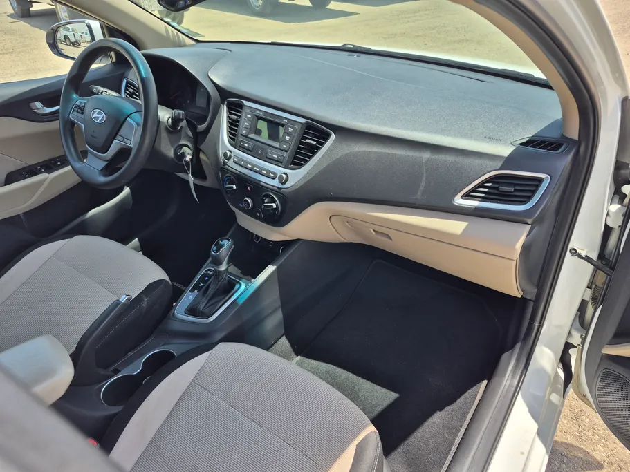 2022 Hyundai Accent Smart 