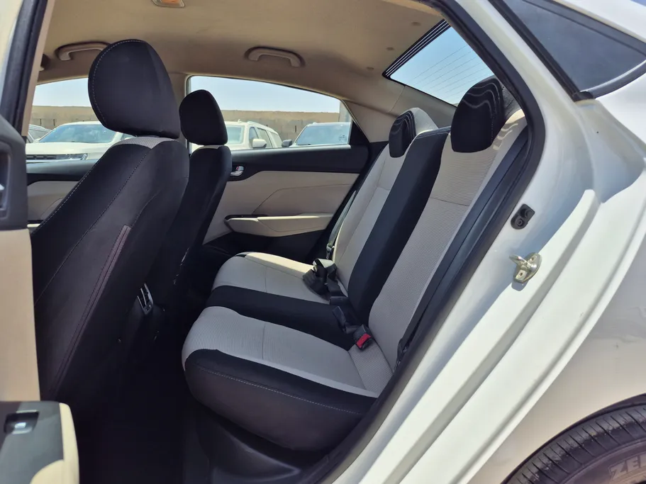2022 Hyundai Accent Smart 