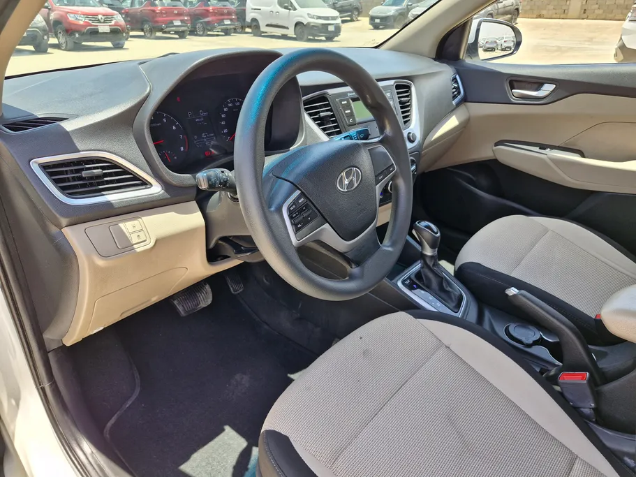2023 Hyundai Accent Smart 