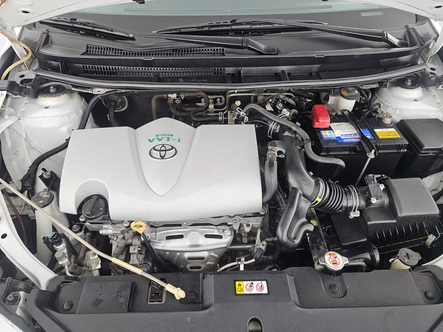 2022 Toyota Yaris  Y 